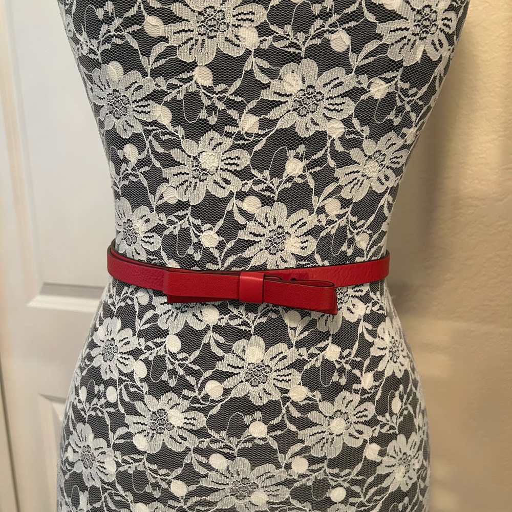 Kate Spade New York Bow Leather Skinny Belt S Red